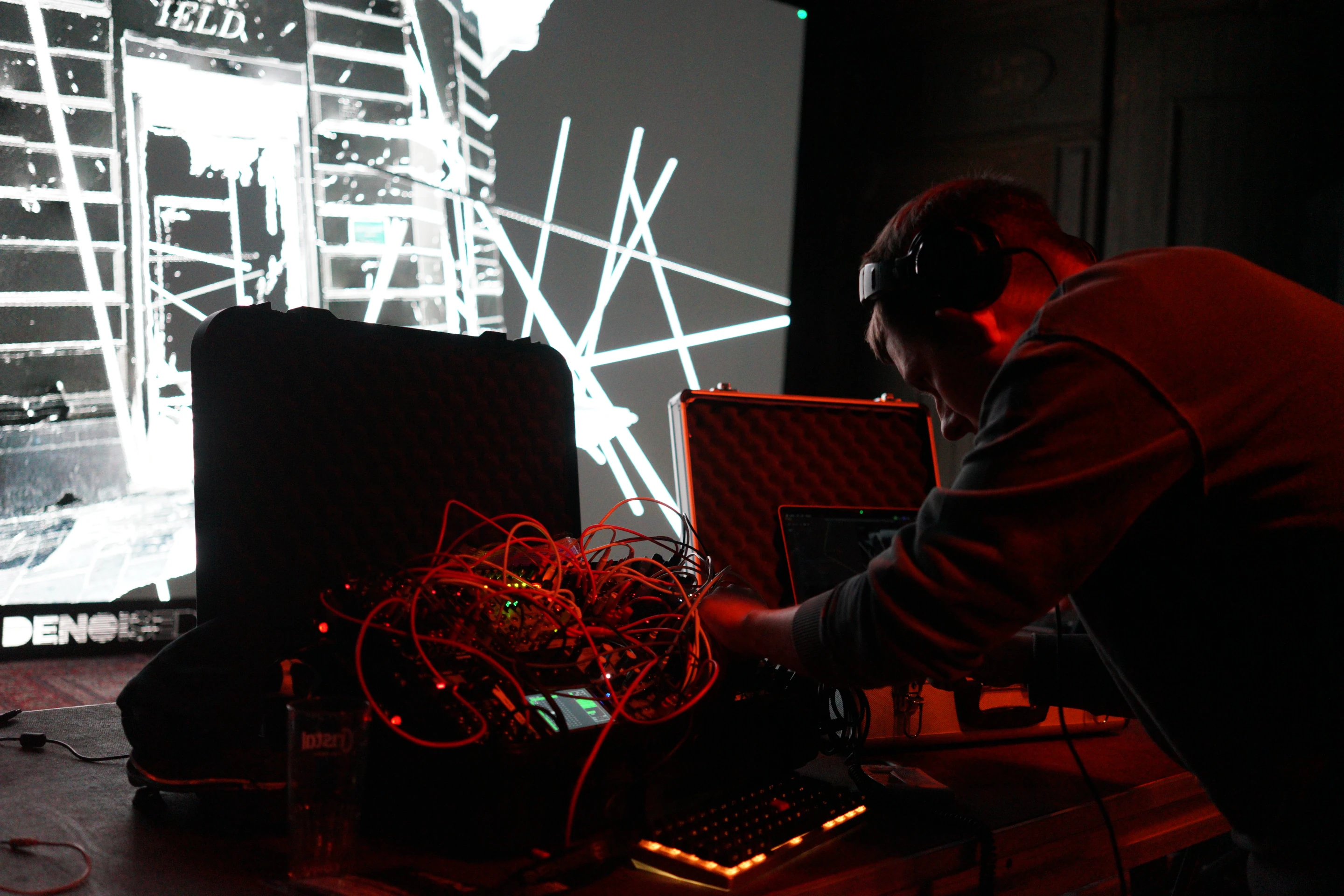 zuggamasta at denoised 2025